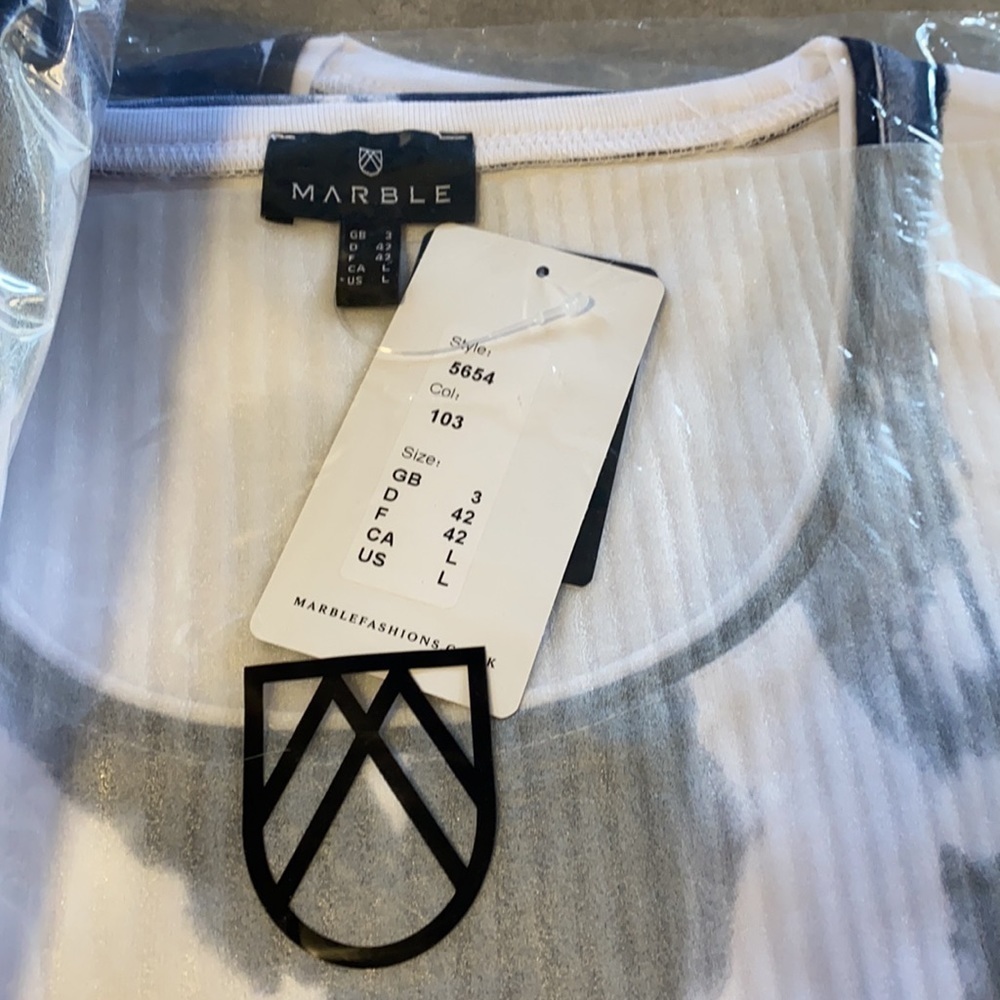 Marble tee - Picture 4 of 5